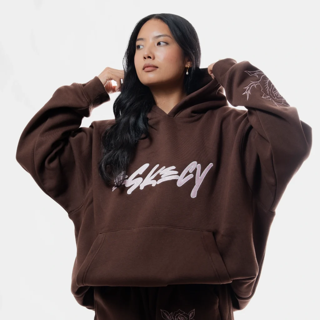 Ilina wearing Eskecy